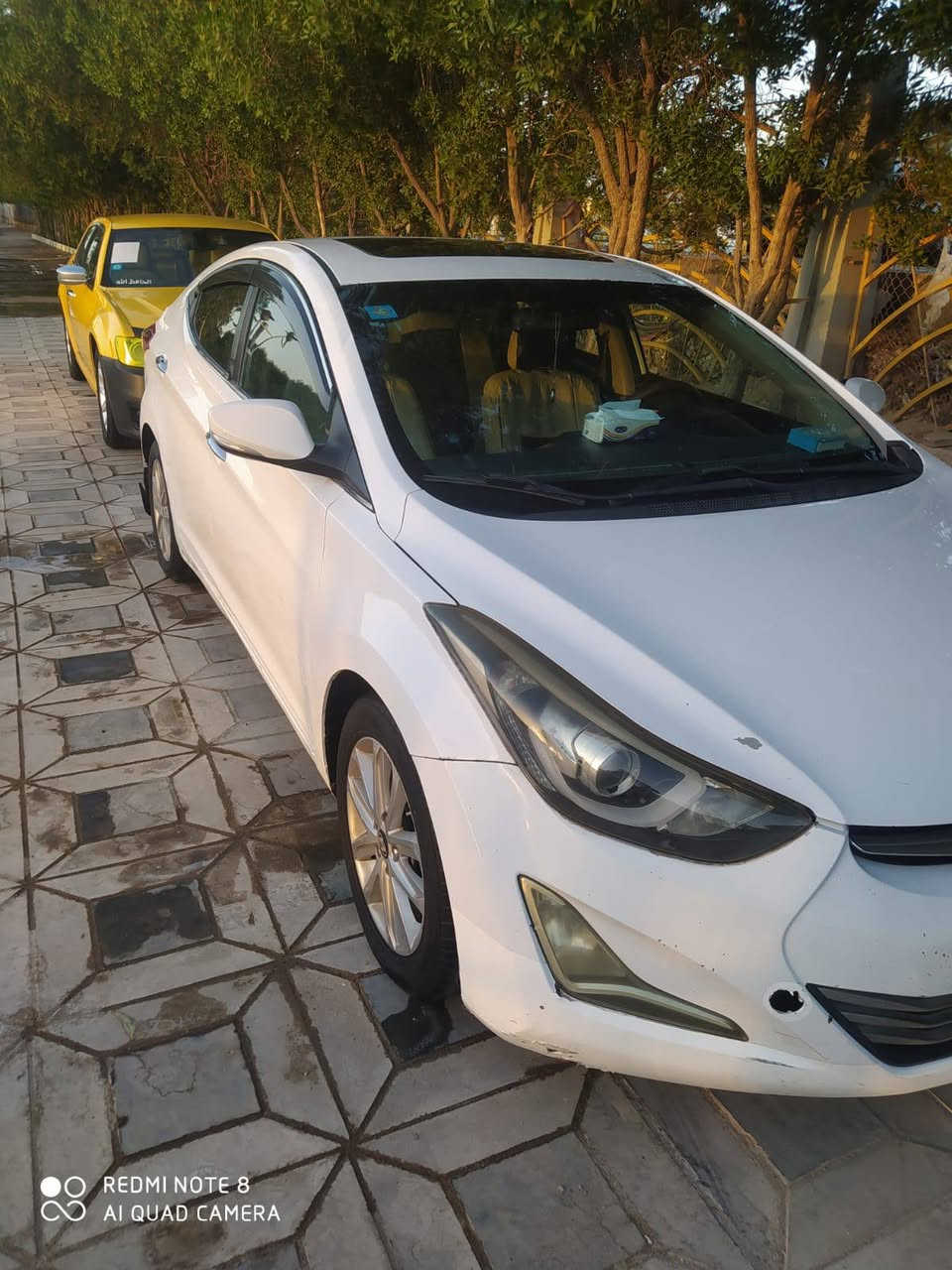 للبيع النترا 2015
رقم بصره نكليزي 
مكينه كير تبريد خير من الله 
بدون حادث صبغ بلدوس فقط والسونار مرفق وي الصور
السعر 130 وبيه مجال 
مكان السياره الناصرية مركز 
***********
