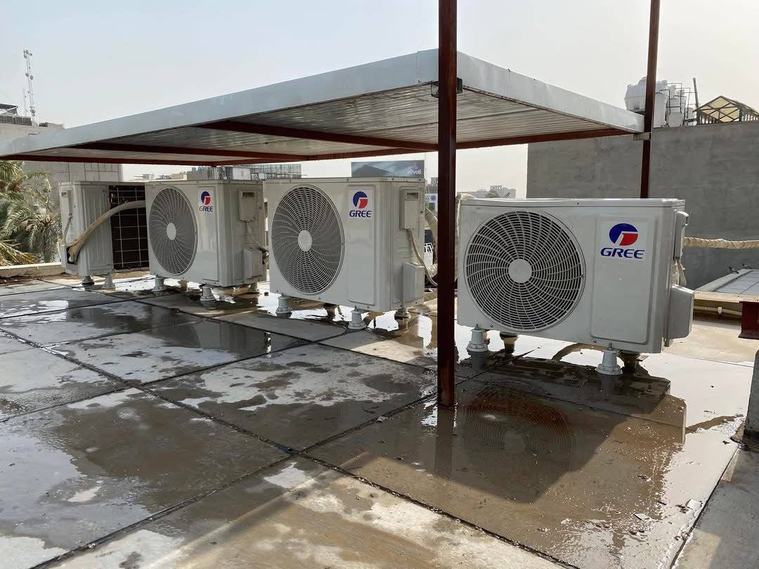 متابعه الصفحه فضلاً وليس امراً
ورشة ابو يزن وبافضل فنيون متخصصون في تركيب وصيانة وإصلاح أنظمة التبريد والتكييف، سواء كانت منزلية أو تجارية 
يشمل عملهم فحص الأجهزة، تحديد الأعطال، تبديل القطع التالفة، تعبئة غاز التبريد، وضبط الأنظمة لتعمل بكفاءة وأمان
. كما أنهم يمتلكون معرفة فنية وتقنية حول كيفية عمل أجهزة التبريد والتهوية، ومهارات يدوية لاستخدام الأدوات والمعدات الخاصة بالصيانة.
بأدارة ابو يزن ***********

https://www.facebook.com/share/187d3KVMR6/?mibextid=wwXIfr
للاستفسار اكثر يرجى زياره الرابط
