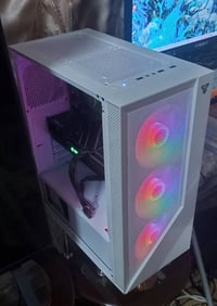i3 10100 • rx5600xt ٦جيجا • ١٦ جيجا رام
