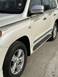 ١٢محرك ٤٦٠٠ بيع أو مراوس بيها بارد قليل السعر ٣٥ ألف ٠٧٧١٤٨١٦٤١٦