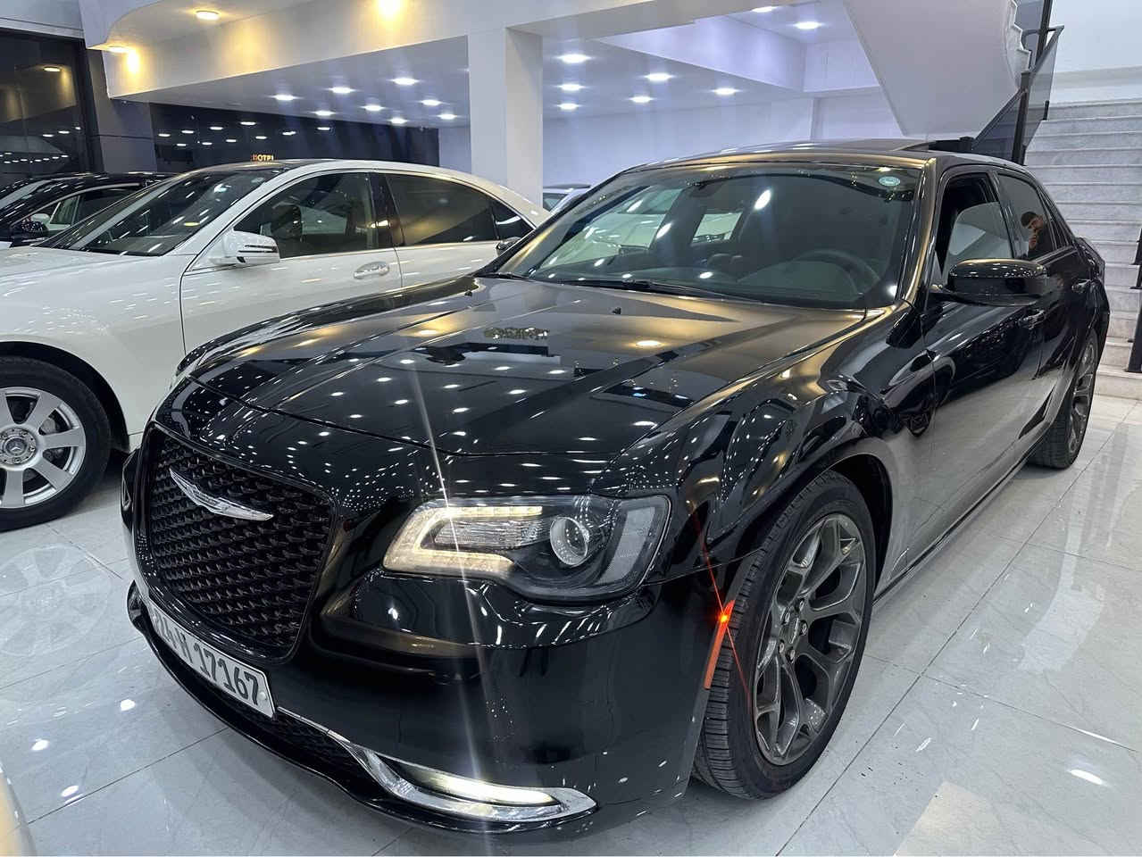 اوباما 2017 فول S300
بيها قطعه صبغ 
بدون دواخل و ايرباك 
بينو كم تعديل بارد صغير 
مواصفات 
مقاعد امامي هيتر 
سماعه بوس /دمام خلفي 
تشغيل عن بعد 
بانوراما 
سعرها 238 و مجال دهوك, العراق


**إذا كنت صاحب هذا الإعلان وتريد حذفه لأي سبب، رجاءا أرسل رسالة إلى الدعم الفني**