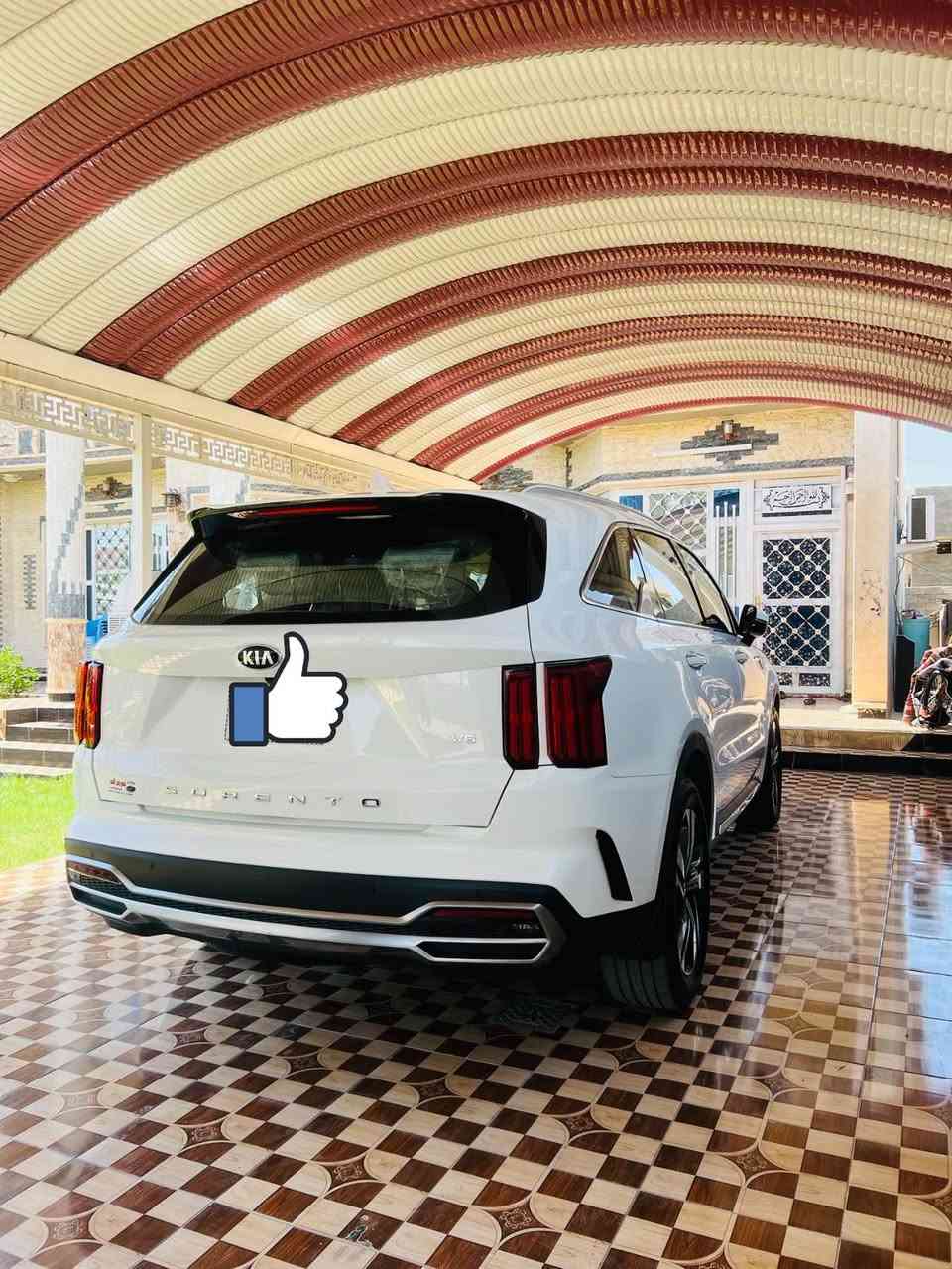 السلام عليكم للبيع سورنتو 2021 خليجي                                       المواصفات v6 كشنين كهرباء  جنطه كهرباء                                            السياره مكفوله كفاله عامه  السونار مرفق بل صور                              مكان السياره . صلاح الدين بلد         السعر خاص.                              رقم السياره بغداد انكليزي                                                                  رقم الهاتف ***********
