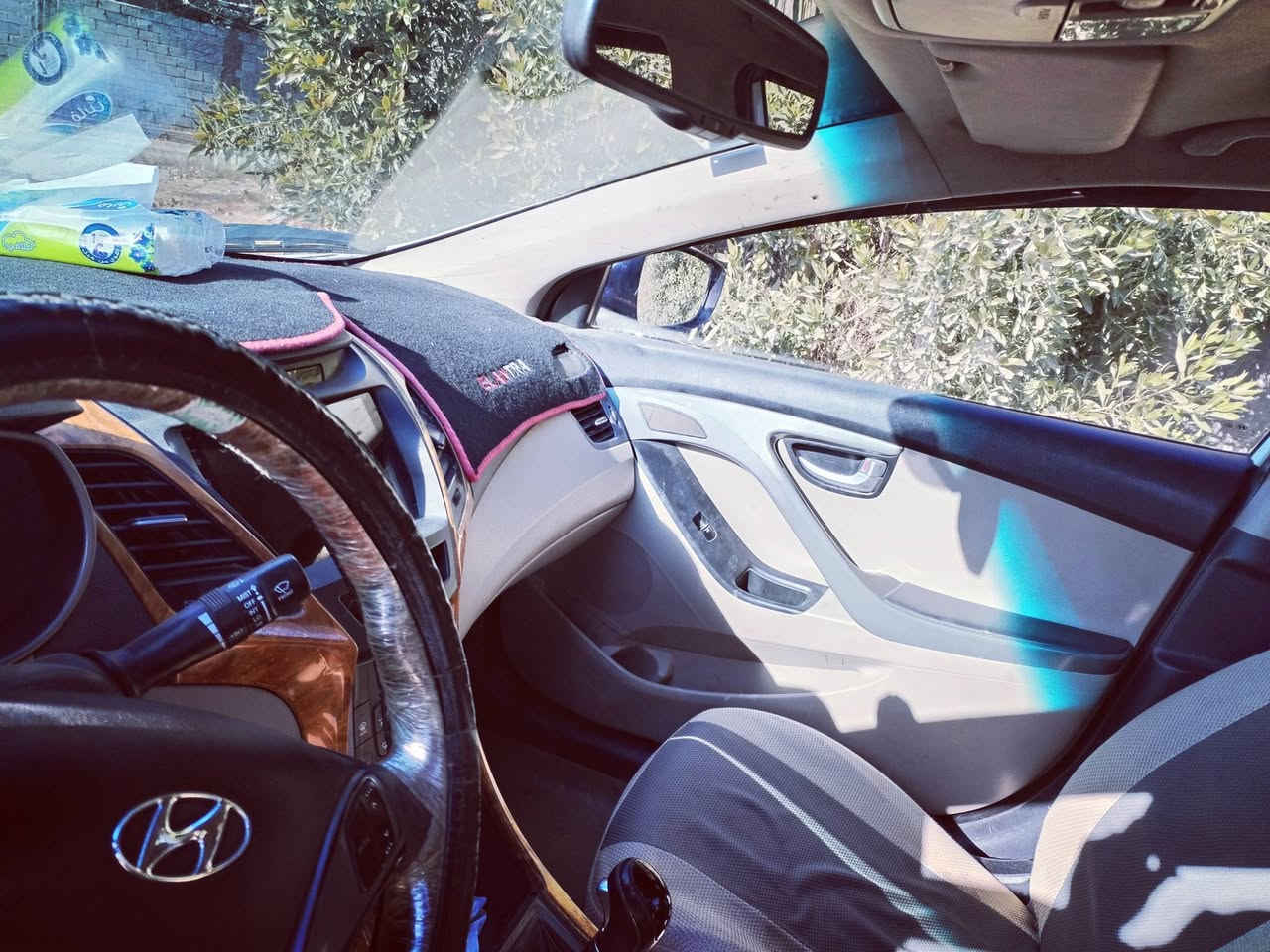 السلام عليكم للبيع النترا ٢٠١٦ مكفوله من التبديل والصبغ بيه بارد مكانات محدده ١٣٠ وبيه مجال ***********
