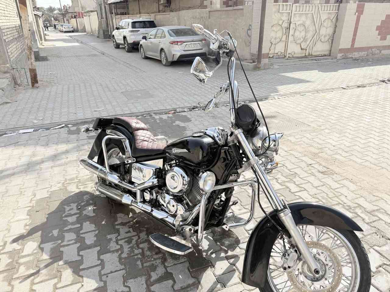 من رخصت الادمن بسبب وعود الكاذبه  هارلي دراك  كلاسك مديل 2006 نضافه 98 /100 مكفوله محرك كهربائية شغال كله  او مراوس كولدن بدون اوراق  
رقم *********** ويذا مو شراي لاتتصل الله يرحم والديك
