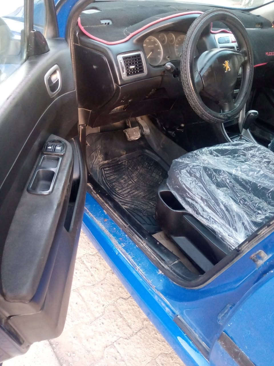 بيجو ٣٠٧موديل ٢٠٠٥ سياره جاهزه محرك وكير وحداديه رقم بغداد دولي سنويه ٢٠٣٠ مشروع وطني مكانه بكركوك *********** سعر ٤٣ورقه بيه مجال بسيط حزام صبغ
