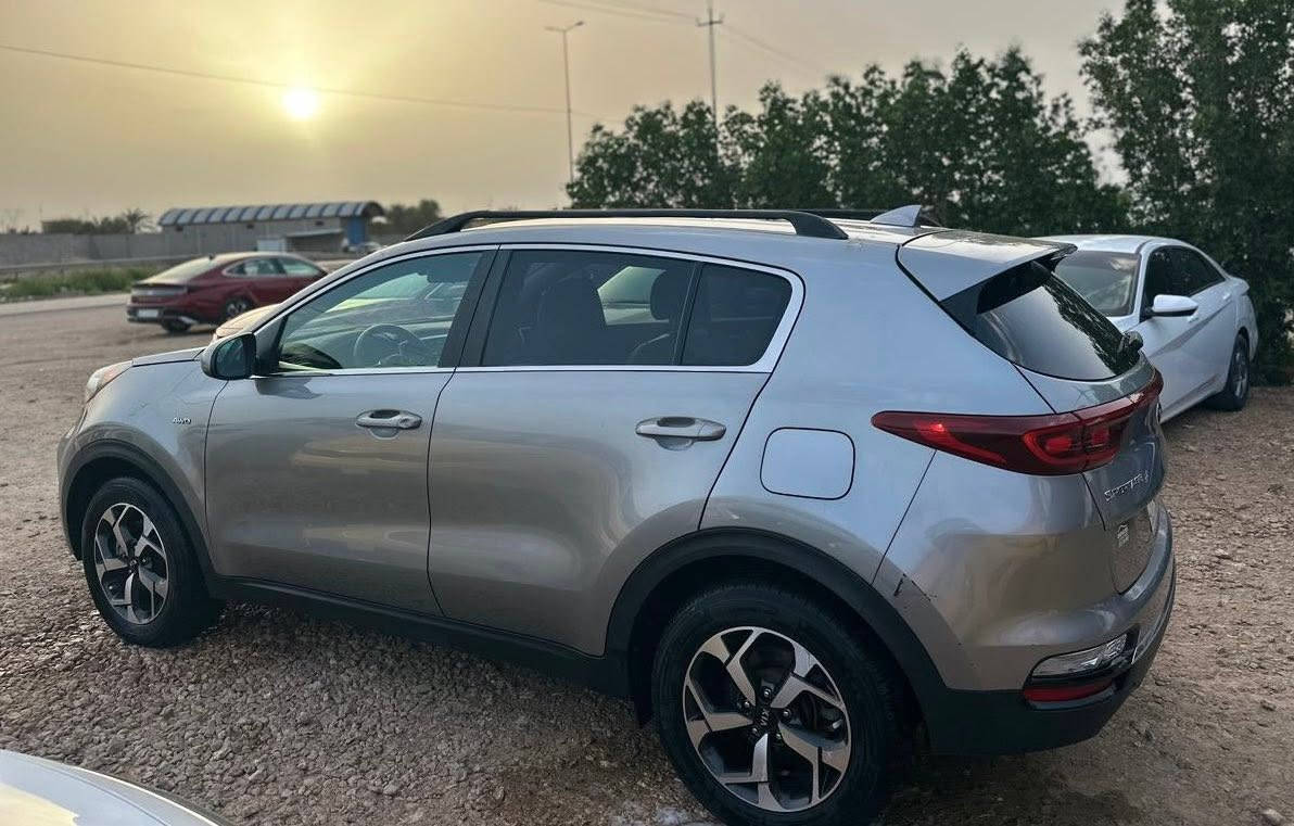 بيع او مراوس سبورتج موديل 22بدون رقم تبديل بنيد فقط سعره 143شراي يتصل مكان سيارة معارض الرميثه عالشارع العآم معرض احمد آل شمران ***********
