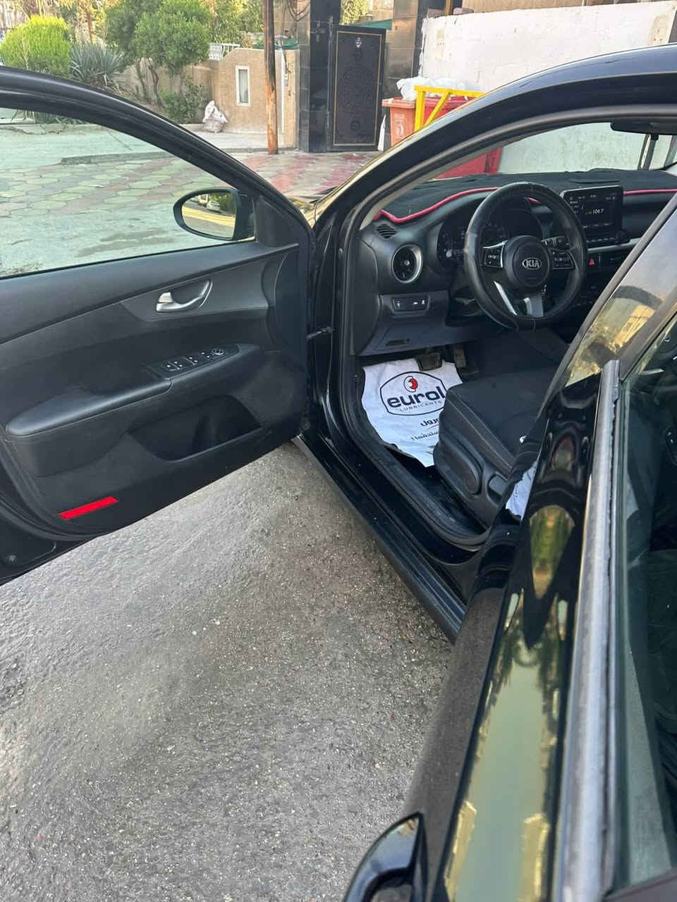 فورتي ٢٠١٩ وارد امريكي
مواصفات السياره 

محرك ٢٠٠٠ دوش

شاشة اعطال

ماشيه ٦١ الف ميل

كامره خلفيه 

شاشه ابل كاربلاي و اندرويد

وضعيتين قياده سبورت و عادي 

گير ATF

محدد سرعه كروز 

محدد مسار 

حساس امامي 

السياره بيها قطعتين صبغ و بوارد بسيطه 

***********

السعر ١٢٢ بيها مجال

