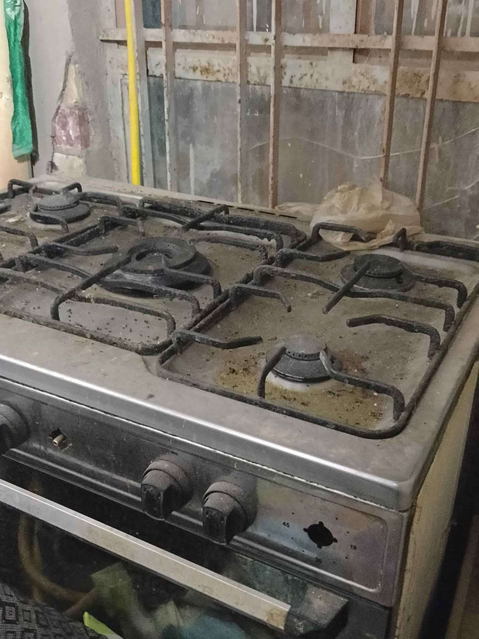 طباخ شغال لكن غير نظيف بسبب تركه النجف, العراق


**إذا كنت صاحب هذا الإعلان وتريد حذفه لأي سبب، رجاءا أرسل رسالة إلى الدعم الفني**
