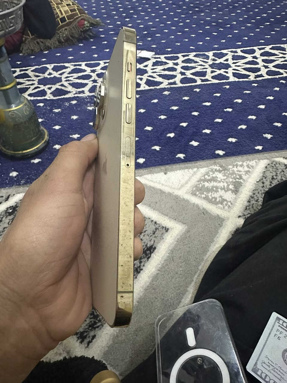 للبيع ايفون 13بروماكس بطاريه89 ذاكره 256 السعر 700قفل ***********
