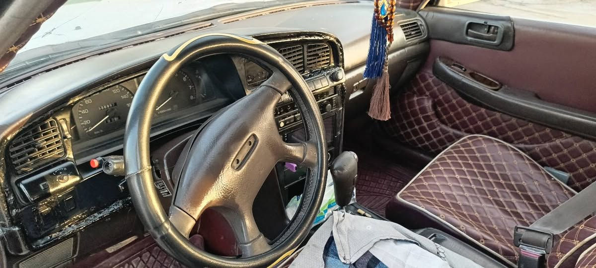 وينه اليدور نضيف 
سلام عليكم مارك كصيف للبيع موديل 92 رقم صلاح الدين الدولي مكينه وكير ونجي خير من الله تبريد ثلج تخم تاير لايت زنون عالي ناصي دوشمه جلد حتى الجنطه مدوشمه كهربيات كله شغال تمام سنويه 29مسجل شاشه سعر 42 وبيها مجال رقمي ***********
