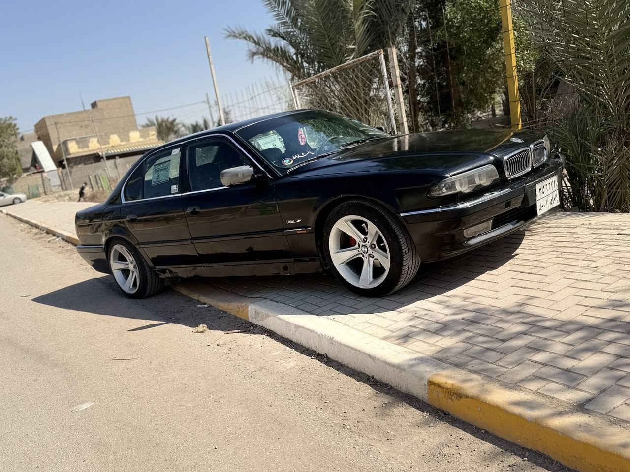 السلام عليكم حبايب قلبي
BMWموديل 1994خفاش 

محدثه 2000بالكامل 

مصبوغه صبغ عاااام لجماليه اثر جراد وشخوط شرط لا حادث ولا كص كفااااله 

رقم اربيل تريد تحويل جاهز تريد وكاله جاهز 

مكينه 8/730اصل 

كير محرك كفاااااااله عامه 

سياره خير من الله كل نقص مابيه 

تخم تاير البارحه شاده شرط 

منضومه زنون بالكامل 

رماش لايت نهاري 

بلوجكتر زنون 

غرفه بالكامل جديده 

مكان السياره ديوانيه مركز المدينه 

السعر 57 وبيه مجال وخادم لطيبين 

متوفر خط وات ساب 

***********
