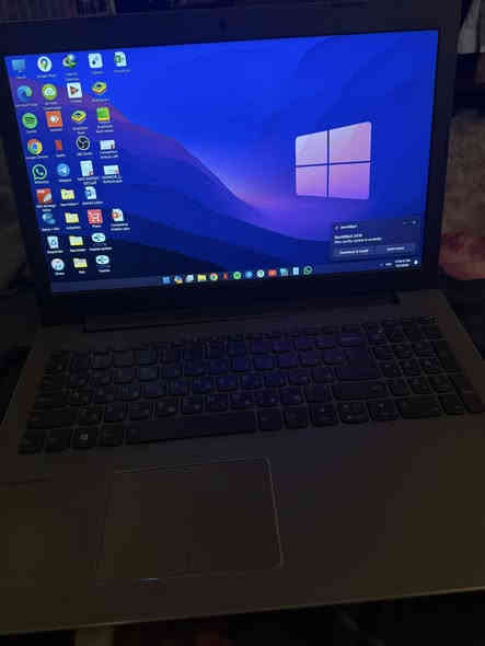 لابتوب لينوفو 80yl 
معالج كور اي 7 الجيل السابع 

رام 12 

مدعوم بنظام صوت harman

شاشة فول اج دي بلص

جهاز نظيف جدا وجاهز من كل النواحي

بطارية جيدة جدا  

نظافته 90% 

وباقي التفاصيل مذكورة بالصور

المكان بغداد 

***********
