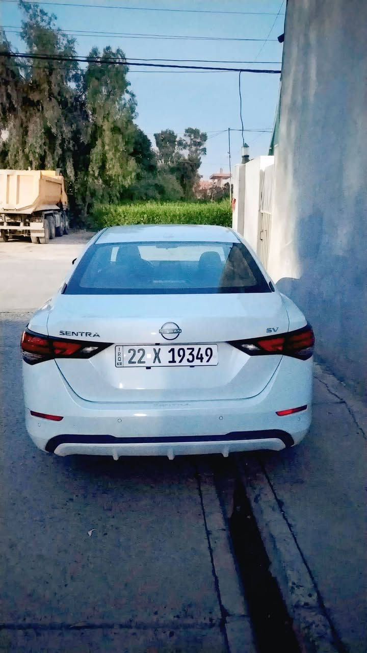 Nissan Sentra 2024 SV
ماوەی ڕۆشتن:(٥٠)هەزار کیلۆمەتر 
پارچەی بۆیاغ : نیەتی 
ئێرباگ : هەمووی تەقیوە وەک لە وێنەکانا دیارا تایەیی لای سەکنی بەر شت کەوتووە و دەعامێکەی لێ بۆتەوە و ئێرباگەکانی تەقیوە.
گێر و مەکینەی بەشەرت بێ کێشەیە و بێ تەقە و رەقە 
دەرگایی دوای سایق ئەو شوختەی تیایە تەنها .
رەقەم و سەنەوی تاکوو ٢٠٣٠ تازەیە 
ژمارەی شانسی :
3N1AB8CV4RY209607
ژمارە مۆبایل : 
***********
ناونیشان : هەولێر
