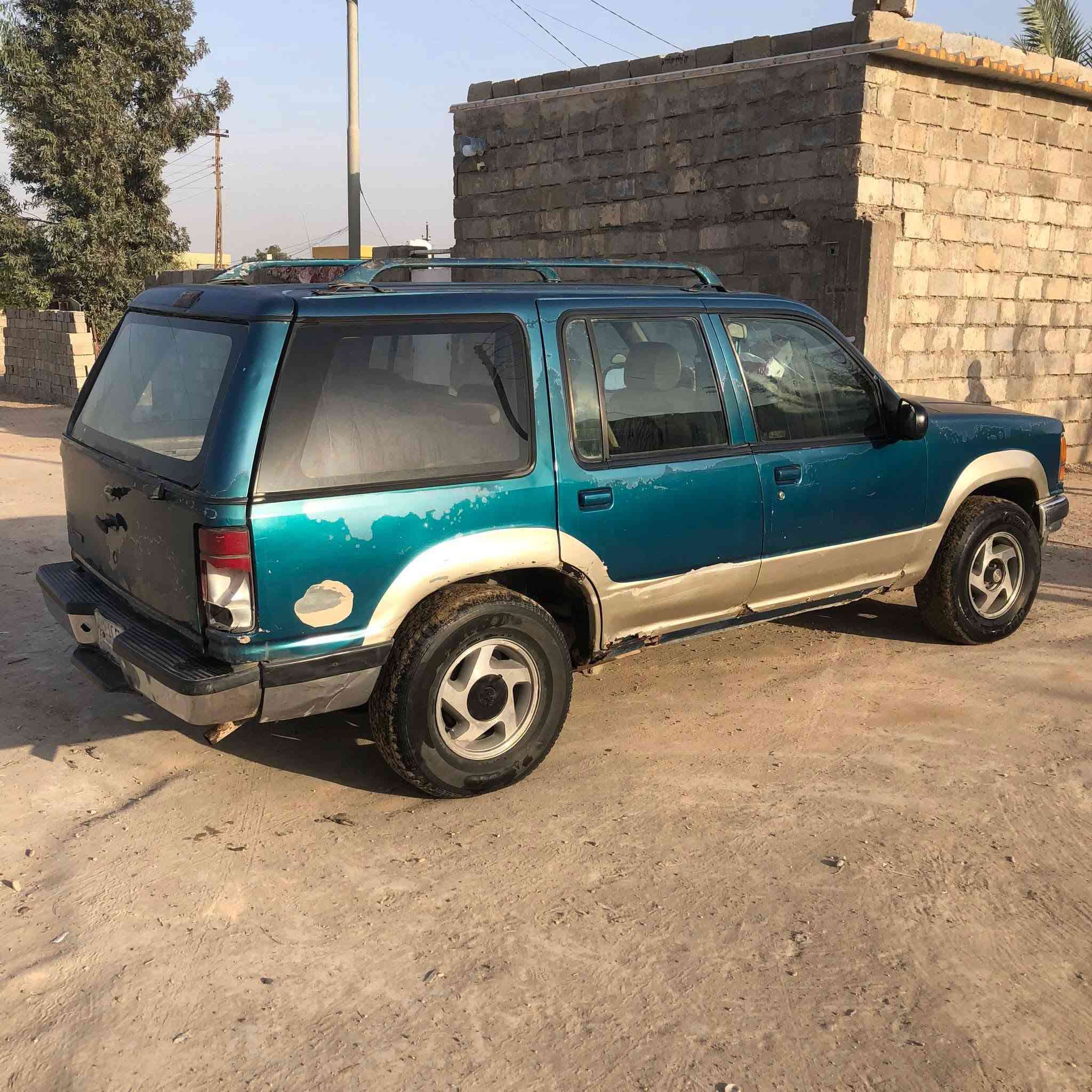 السلام عليكم للبيع فورد موديل 92رقم كربلاء
بسمي سنويه لحد 28يلا تصقط مكينه وكير بطه 2500 
(السعر 28) وبيه مجال مكان السياره (فلوجه الصقلاويه) 
 *********** لاستفسار عل الرقم

