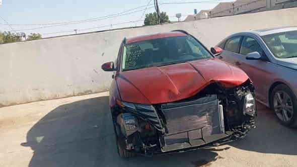 توسان وارد امريكي فقط بنيد ودعاميه بدون دواخل وبدون 
ايرباك ..ماشيه ٤٣ كيلوو 🚗🚙
السعر 190 وبيها مجال بسيط
سياره نظيفة جدا وصور الحادث والسونار موجود ..مكاني بغداد شارع المطار  غير متواجد على الفيس فقط واتساب 

***********
