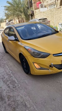 السعر ٧٩  النتره ٢٠١٢ بسمي ستوني حولته نكليزي مصفره من كلشي بسمي مباشر...