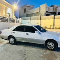 تويوتا كراون • ٢٠٠٢ • بيجي