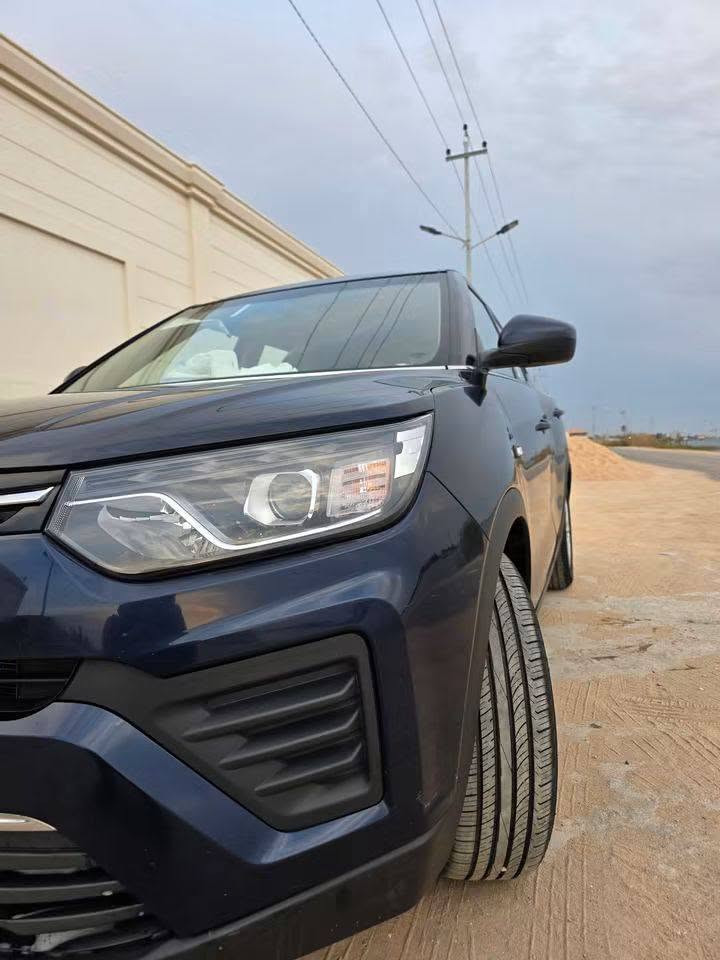 للبيع تيفولي كوري اصل موديل ٢٠٢٢ جديد جدا مكفولة عدا بارد بالباب الخلفي السعر ١٠٥ وبيها مجال مكاني بصرة طويسة للاستفسار الاتصال على الرقم *********** علما رقم بغداد
