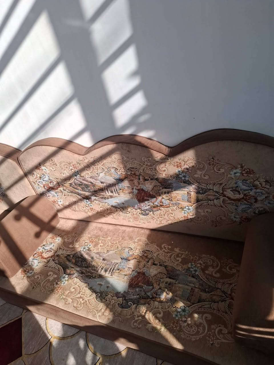 من رخصة الادمن تخم ديوان ١٥مقد نضيف والله السعر ٣٢٥
والكنتور ست بوب من ضمنهم بابين بي تعلاكه للملابس وجرارتين 
السعر 300


**إذا كنت صاحب هذا الإعلان وتريد حذفه لأي سبب، رجاءا أرسل رسالة إلى الدعم الفني**