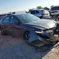 🚗  نوع السيارة :  هونداي النترا  💈  موديل   ; 2025  💵 سعر السيارة :  4...