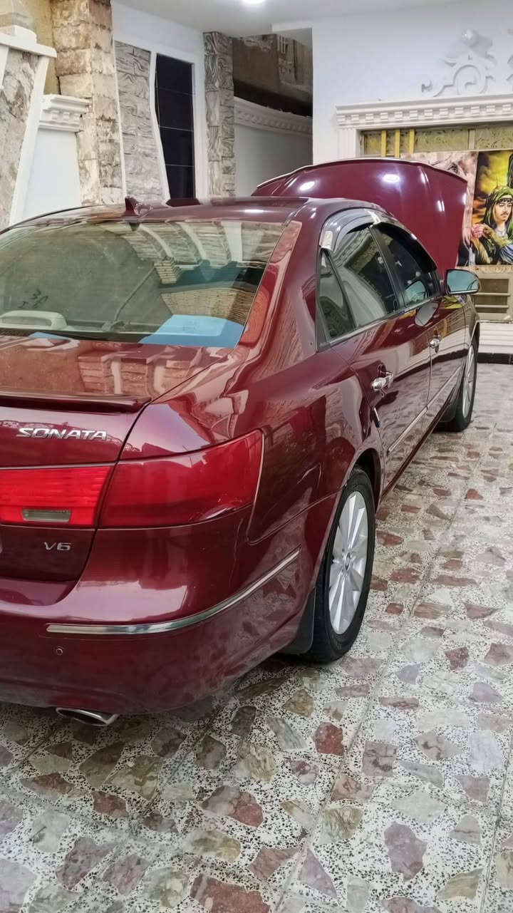 سوناتا موديل 9 وارد امريكي حادث نص جاملق خلفي جوة القبق مال بانزين فقط 
محرك 6 سلندر محرك وكير حاوية بجيس 
 صبغ جاملق خلفي فقط الباقي كفالة 
حدادية جديدة 
جاهزة من كل النواحي 
رقم بغداد إنكليزي بسمي تحويل مباشر 
السعر 105 وبي مجال 
رقم الهاتف ***********
