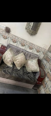 كنب • بيع مستعجل