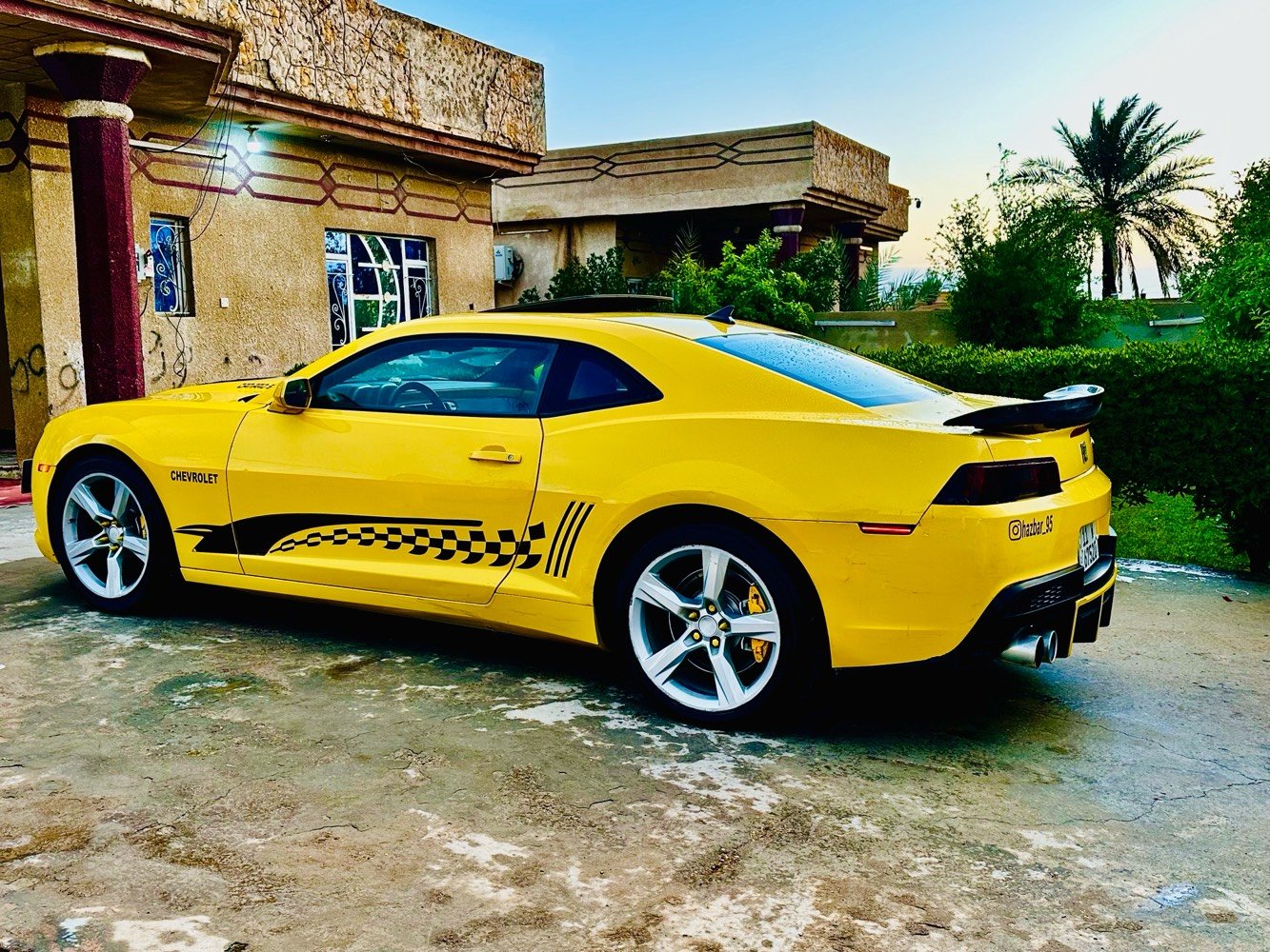 كمارو 2014 RSخليجي

بيها قطعه وحده صبغ جاملق امامي 



شاصي و لغد و مكينه و كير كفاله 



مكينه 3600 سته سلندر 



شاشه اصليه و فتحه و كشنات كهرباء ثنين 



شفتات و جلد 



صدر خلفي امامي كله جديد 



رقم جديد و هزه جديد 



سياره جديده ما بيها اي نقص 



كهربائيات كله كفاله  زنون عالي ناصي و عدسه الشيطان 



السعر المطلوب 87 بيها مجال شراي ***********مكان ااسياره بغداد اتصل شلع عيوني