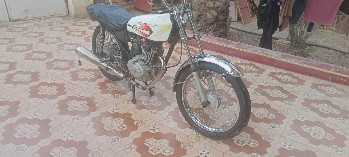 السلام عليكم دراجة تايكر موديل 19 المكينه نضيفه فول  مال شغل السعر 200وبيه مجال   المكان ديالى بعقوبة الرقم   *********** واتساب فقط أو خاص على الفيسبوك
