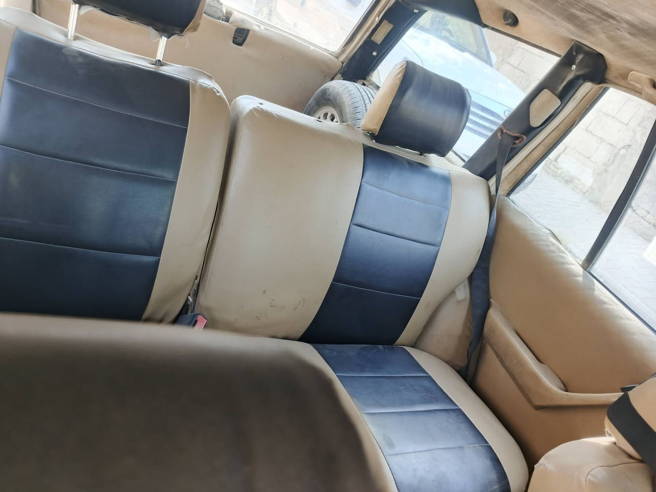 مارسدس دب موديل 87 مكينه كير رقم بغداد محورة بطه جاهزة مكان الدوانية حي الصدر *********** السعر30 وبيهه مجال
