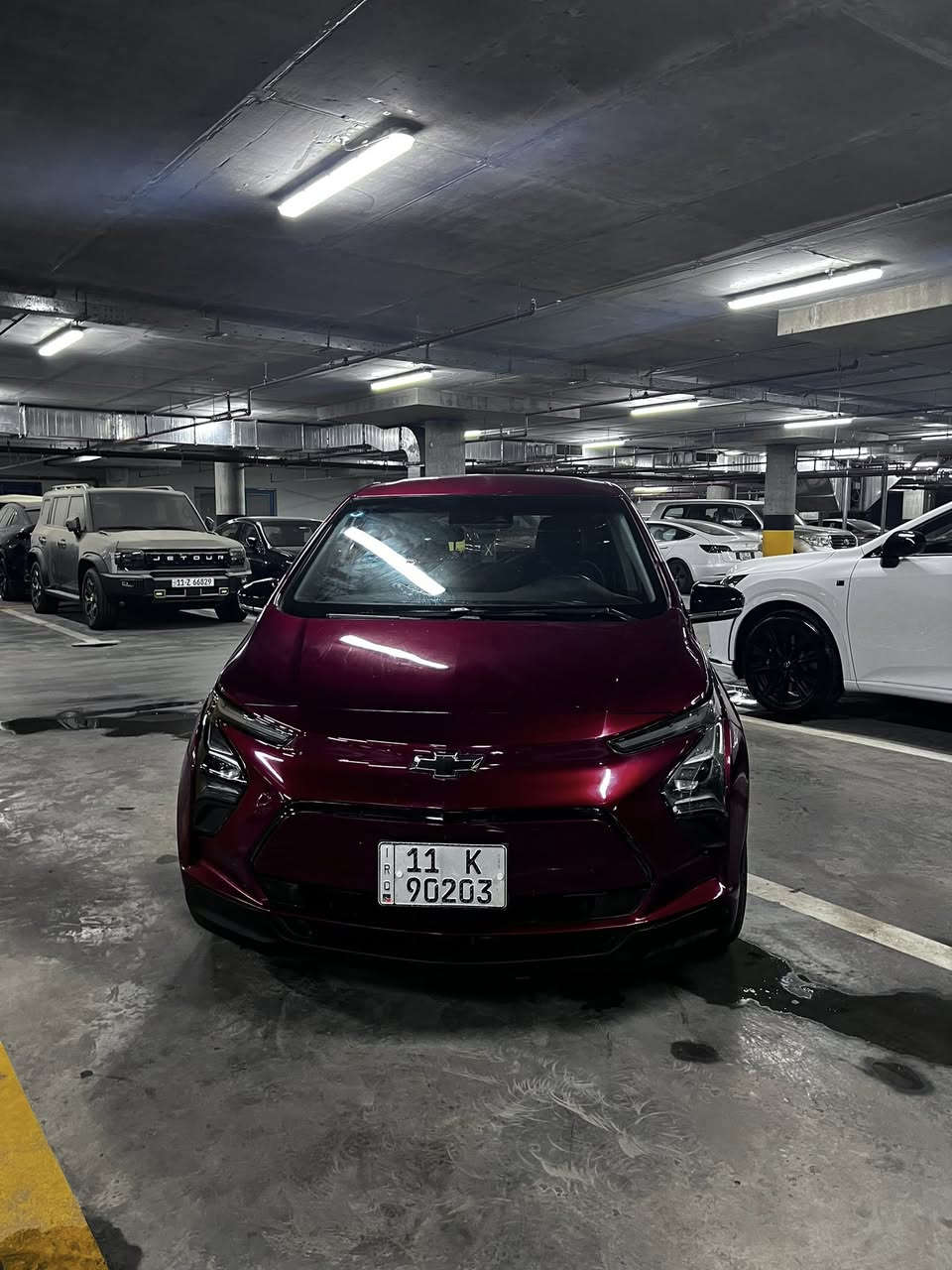 بسبب الوعود الكاذبه  تم تنزيل السعر 98ورقه فقط وماكو هيج سعر شوفرليت BOLT ev 2023
سياره تخبل وراقيه 
حادثه موضح بل صور 
مواصفاته فول 
السياره صار بيه صبغ ربع القماره والجاملغات  والبنيد PDR
ماشيه ١٩٠٠٠
السياره جبيره واسعه قياسه بكد الكيا صول 
مكان السياره بغداد اليرموك او بوابه العراق السعر 98ورقه فقط ***********
***********
