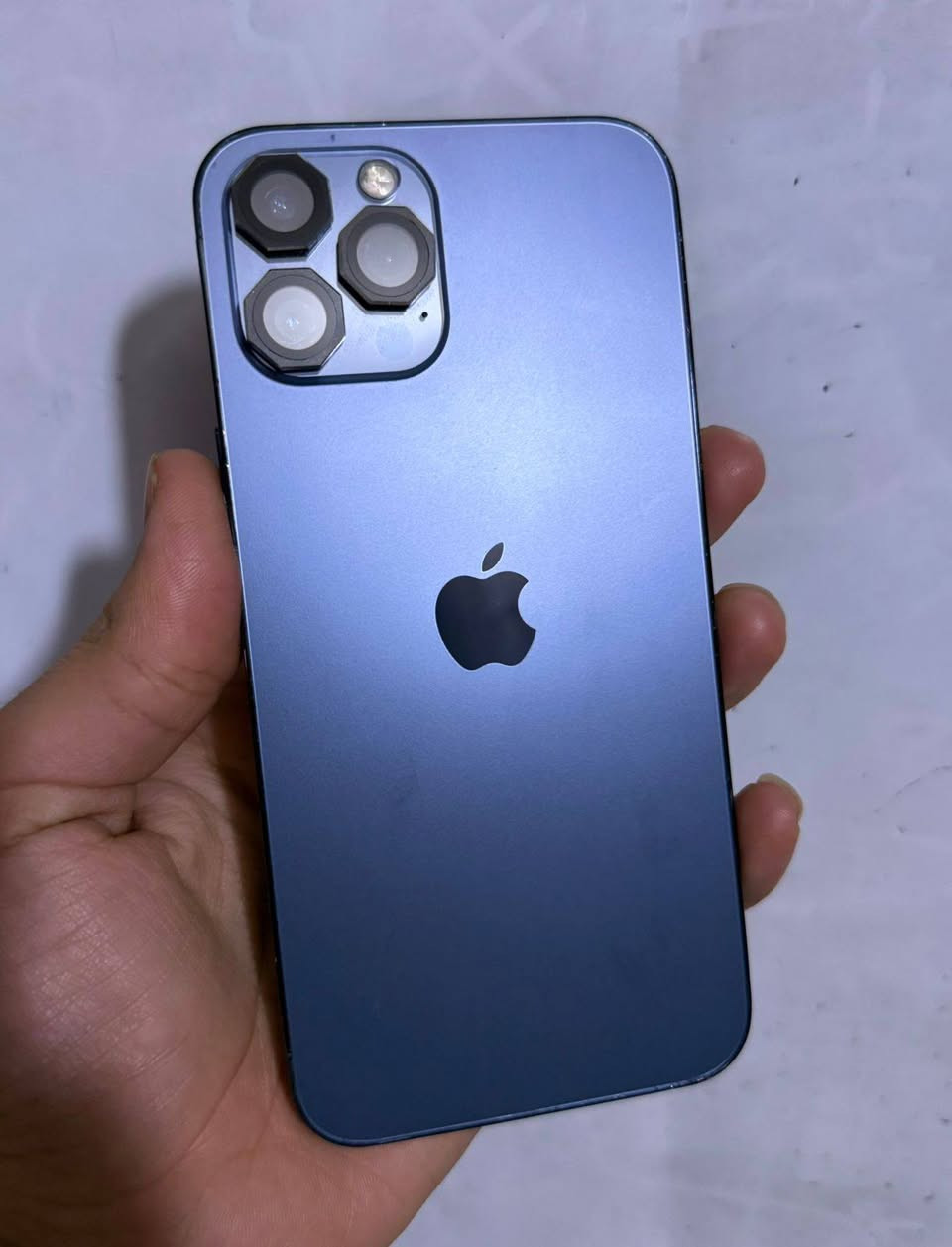 ايفون 12 برو ماكس ذاكره 256 بطاريه 81 جهاز نضيف كله شغال مبدل شاشه  فقط بصمه متوقفه سعر 300 الف مكاني بغداد *********** بيع او مراواس؟
