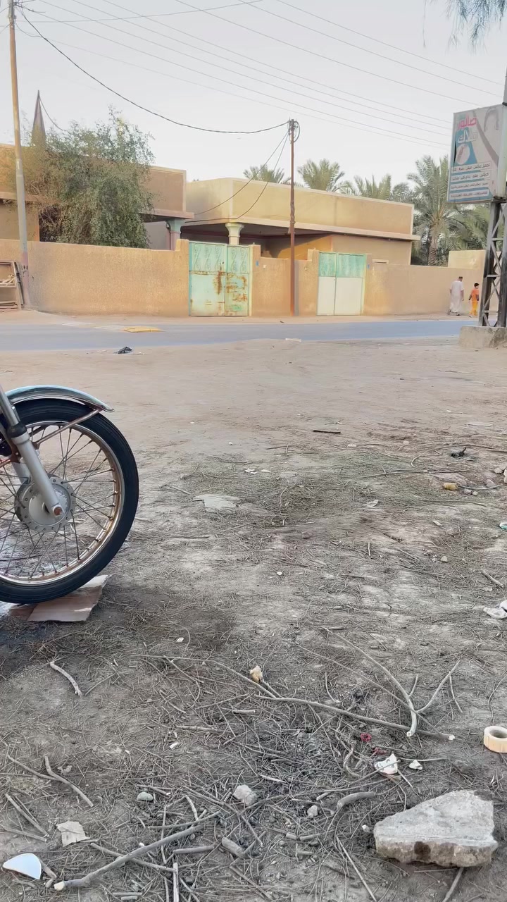 سلام عليكم دراجه نامه شلامج اصل مكينه نامه مفتوحه مرا وحده فقط دراجه دوات مكفوله من سرقه وحلاه من صور تجي وشوف بعينك سعر 450 وبي مجال البصرة ابو الخصيب ***********
