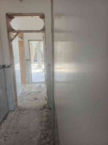 بسم الله الرحمن الرحيم على بركة الله تعالى   خلف لباخ درجه اولى أسمنت جص بورك متفرغ حالين شغله عل متر او باليومية 
لتواصل الاتصال على هاذه رقم *********** 
أو مراسله على الخاص مازنجر واتساب واني برسم الخدمه🩵
