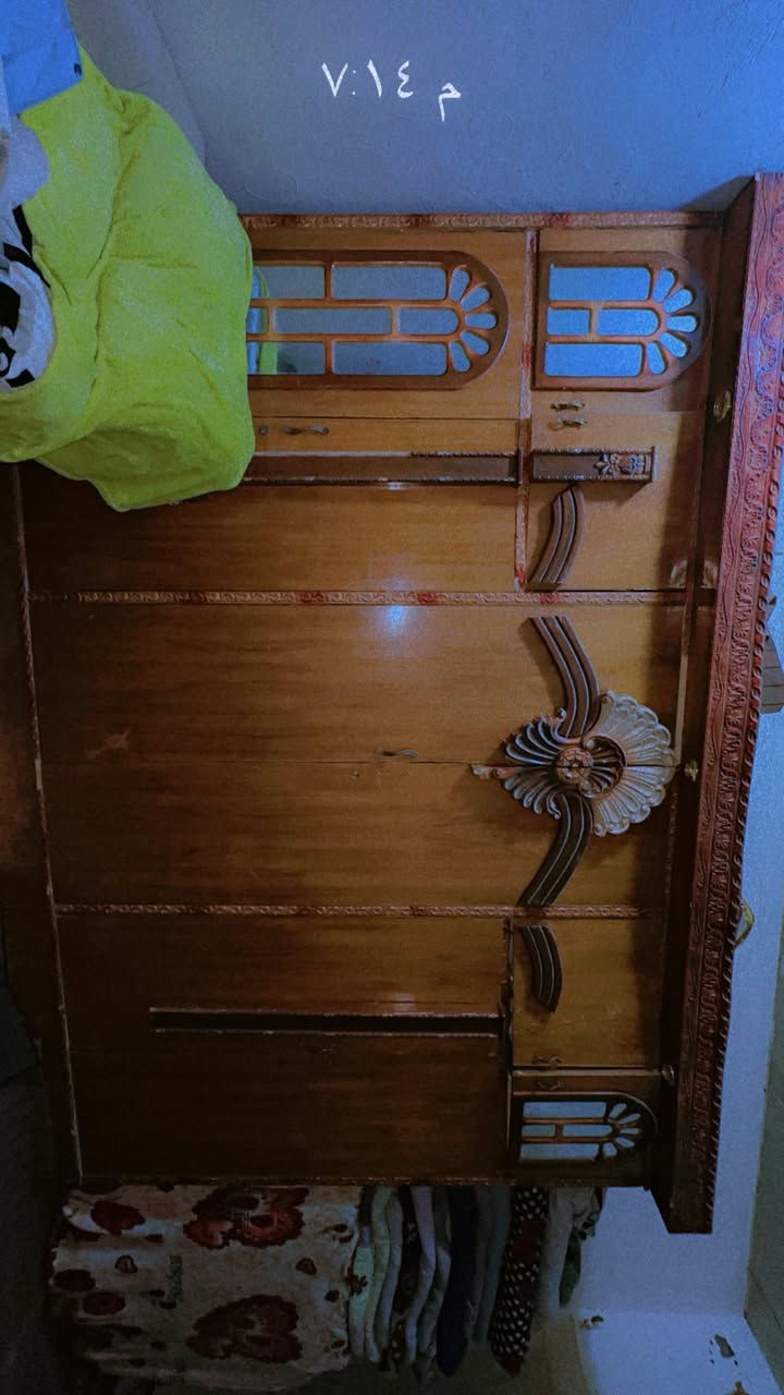 كنتور ٦ بوب تكمه سعره ١٧٥ وجربايه نفر خشب ب٤٠ أخت الجديده العنوان الشعب


**إذا كنت صاحب هذا الإعلان وتريد حذفه لأي سبب، رجاءا أرسل رسالة إلى الدعم الفني**