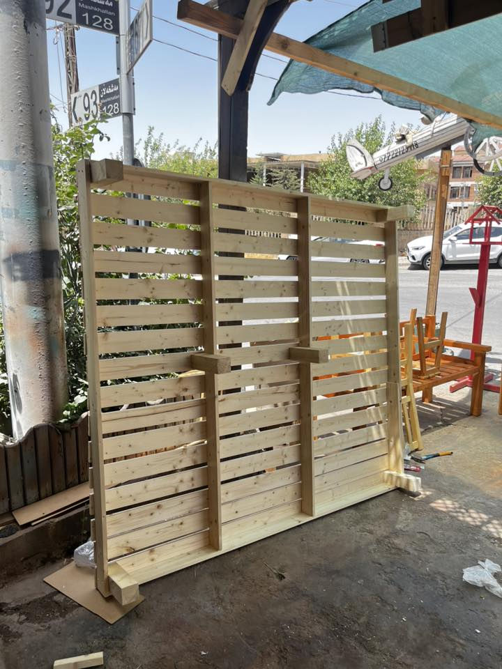 اصطه نجاره شد وفتح غرف تركي صيانه ابواب 
عمل تصاميم خشبيه عمل كشك سليمانيه سوق سرجنار خلف الباصات ***********
