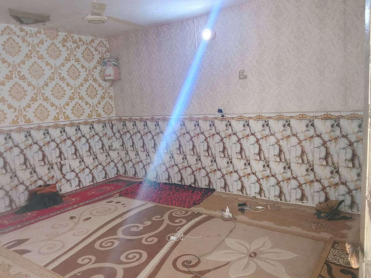 بيت للبيع طابو صرف ١٥٠ متر  المواجهة ٩ تحتوي على ساحة واستقبال ومطبخ وصالة وغرفتين نوم وصحيات اثنين وغرفة نوم بالطابق الثاني والسقف صب كونكريت السعر ٩٠ مليون قفل
المكان كربلاء ناحية العطيشي  للتواصل ***********
