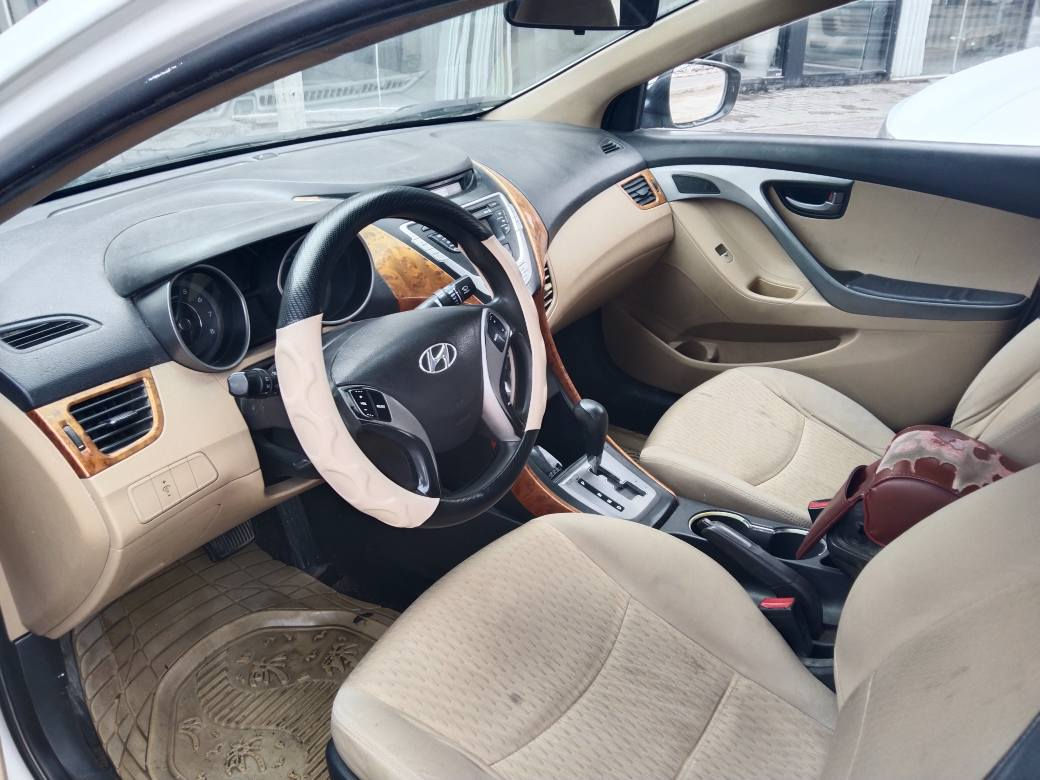 سلام عليكم.النترا 14 خليجي 1600 جاهزة من كلشي مكينة گير حدادية تبريد تدفئة كهربائيات مكفولة من الضربة بيهة صبغ بنيد اثر تگشير وتكيلات 
رقم اربيل وكالة او تحويل مكانهة نجف السعر 110
*********** النجف, العراق
