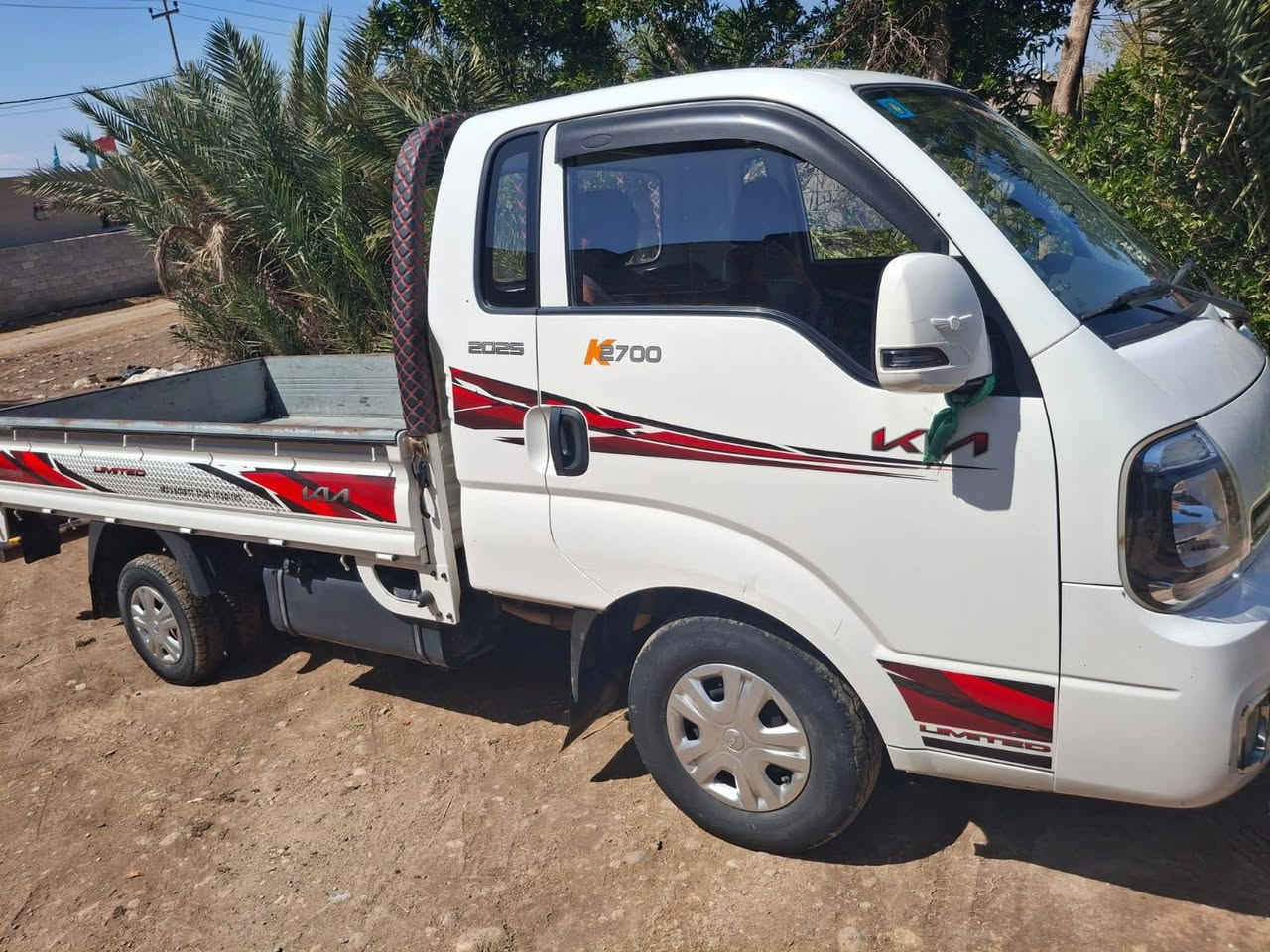 سلام عليكم..
للبيع كيا حمل موديل 2022 مكفوله 
رقم واسط بسمي
رقم الهاتف ***********
