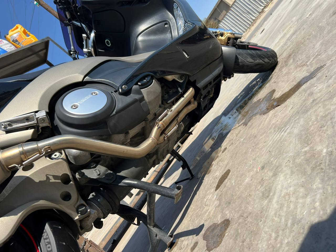 سلام عليكم تي ماكس موديل 2008 صارله شهر أو اقل نازله من الرمبه دراجه جديده خير من الله كفاله عامه من مكينه وكفرات دراجه مال مزاد
*********** هاذه بي واتساب بس
*********** هاذه مفتوح  رصيد@إشارة
