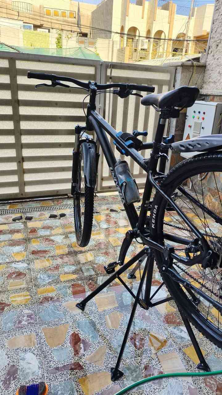 السلام عليكم
بايسكل امريكي اصلي جبلي يونيفيكا حجم 29 بريكات دسك هيدروليك شادلة مكينة جديدة و بايدرات جديدة و قاعدة مطارة و حماية من الطين كفرات امامي و خلفي و لزكة حماية الهيكل من الزنجيل
السعر 300 الف و بيه مجال بسيط مع العلم سعره بموقع الشركه 7 ورقات ونص و و هذا الموقع
https://www.univega-usa.com/products/29-rover-mesa
الرقم ***********
العنوان بغداد حي الاعلام
