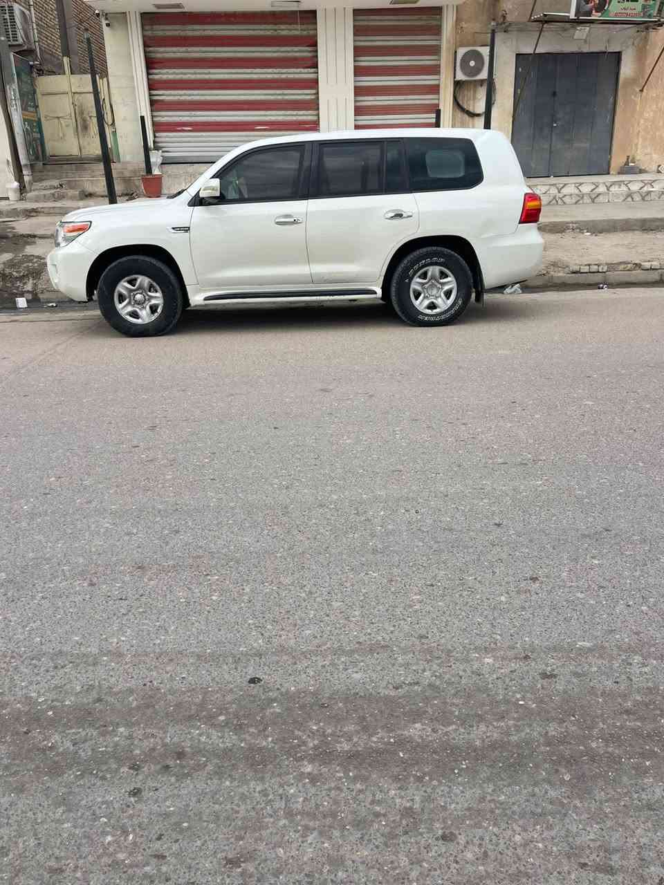 السلام عليكم لاندكروز ٢٠١١ #مصفحه أدوات كفاله بدون كص
السياره جاهزه من كلشي حداديه كير مكينه كله جاهز 
مكانه ميسان العماره 
السعر ١٢٥ 

0771 990 5309
