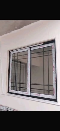 معمل القمة الفنية للحدادة العامة بلاستك المنيوم والمطابخ  ابواب شبابيك...