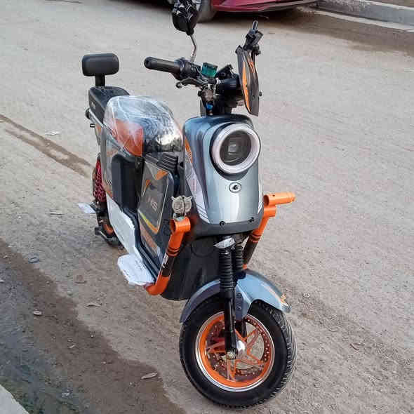 السلام عليكم درجة شحن لبيع درجة خمسة باتري  الولي الصلي درجة بعدها بل جيس الستفسار
خاص الرقم ***********
المكان بغداد المشتل
السعر 500وبيهة مجال
