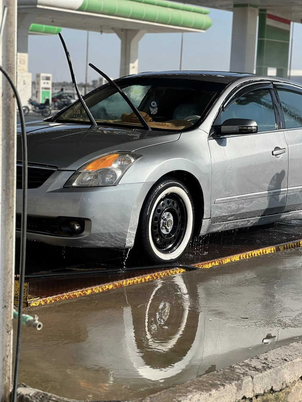 السلام عليكم سياره نيسان لتيما 2007فوول موصفات بصمه فتحه تحكم ستيرن رقم بغداد مكينه وكير جديدات سياره خير من الله شاشه تاب كامره خلفيه للبيع او مراوس حسب القناعه السعر 65وبيهه مجال الاستفسار ***********
