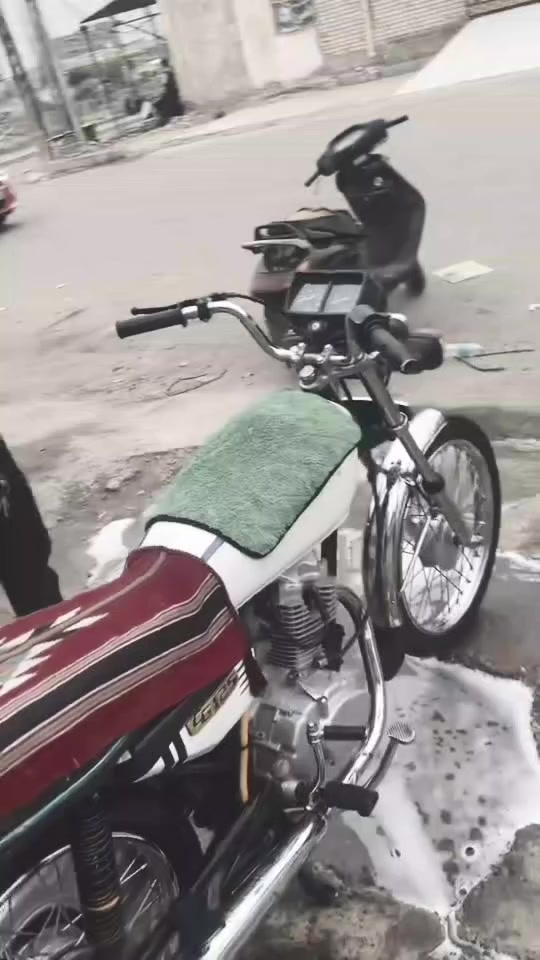 سلام عليكم
دراجه ارشه اوراق اصولي عينه ولايت مديل2018
مطابقه مكينه شاصي بل ارواق كامله سعر 750
خاص مفتوح ❤️‍🔥شوف عينك نضافه ❤️‍🔥


**إذا كنت صاحب هذا الإعلان وتريد حذفه لأي سبب، رجاءا أرسل رسالة إلى الدعم الفني**