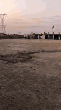 20 ملك صرف الواجهه 150 النزال 200م كافه الخدمات وجه الشارع السعر 60ملي...