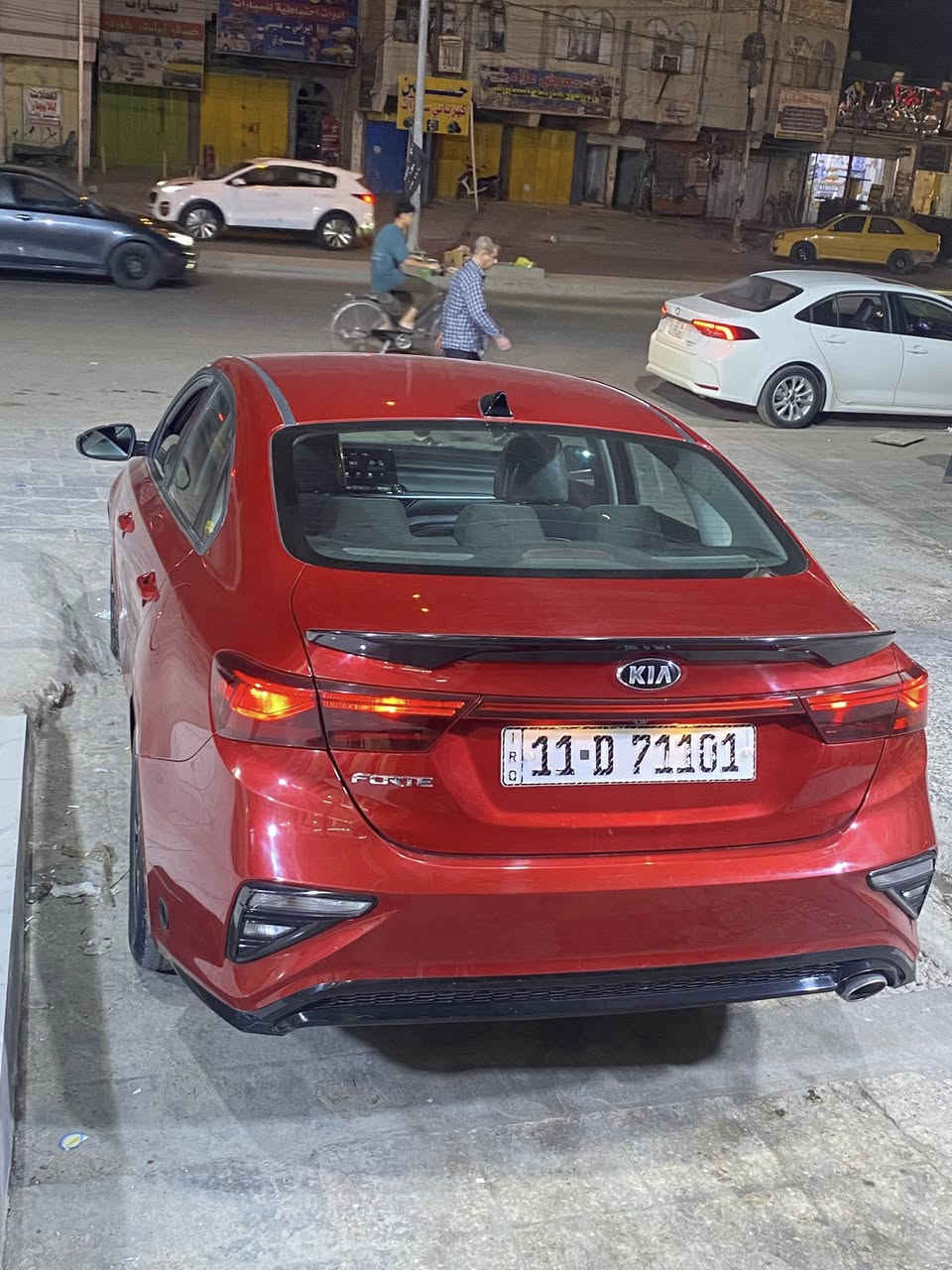 السلام عليكم فورتي موديل ٢٠١٩كير AT كفاله كير ومحرك وصدر سياره حادثها بابتين مبدلات ماشيه ٢٩ميل شادلها منضومه غاز سياره بدون صبغ كفاله عامه باسمي تحويل ثاني يوم عنوان السياره بغداد الكرخ اتصال *********** السعر ١٣٣وبيها مجال
