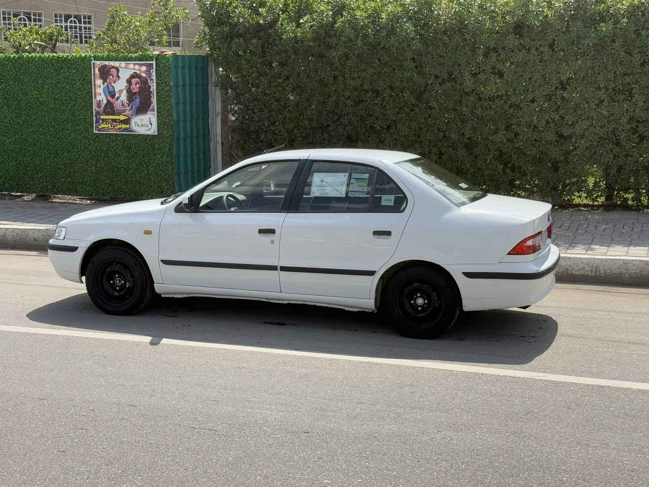 السلام عليكم شباب عندي سمند للبيع موديل 2013 ماشيه 133 حقيقي مكفوله كفاله عامه بسمي رقم بغداد هزه جديده مدوشمه عام تخم تاير صدر امامي خلفي جديد تبريد ثلج للشراي يتصل للشراي *********** مكاني بغداد حي اور ابو حسين الشمري
