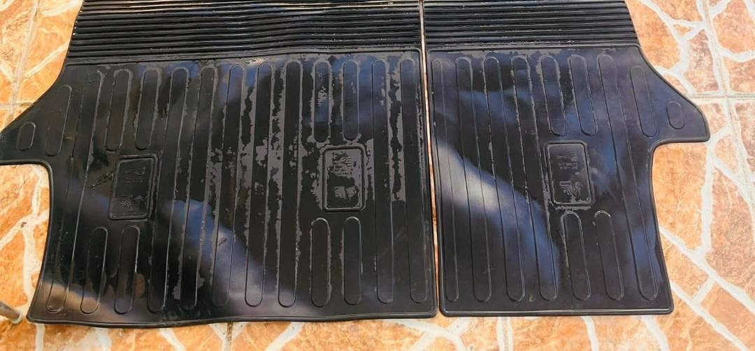 السلام عليكم ارضيات فقط ذني اطي سعر وخذهن استفسار***********
