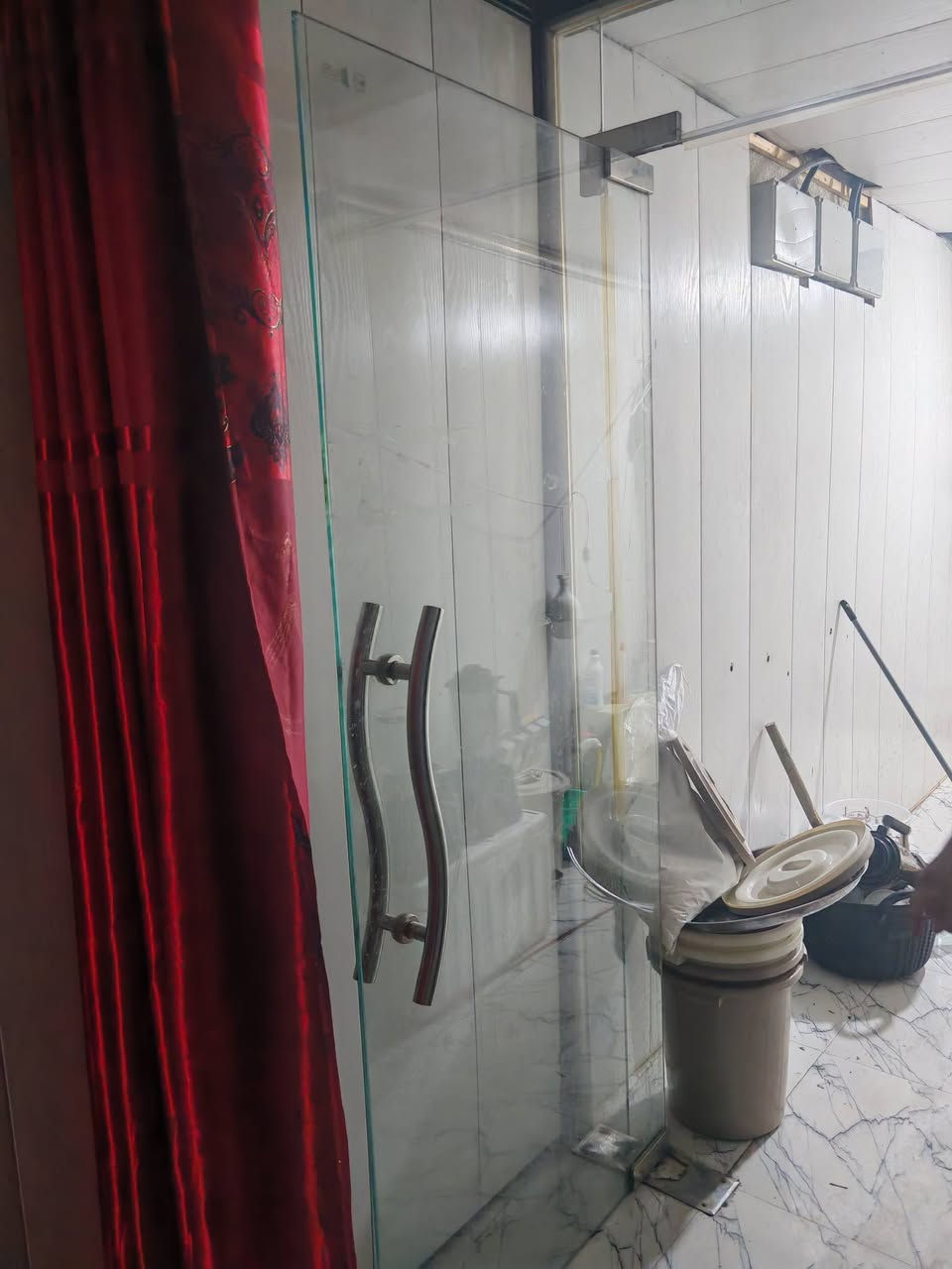 باب جام ارتفاع مترين و38 وعرض متر و40  ... قيم واخذ بما يرضي الله . 
ملاحضة الفتح على المشتري


**إذا كنت صاحب هذا الإعلان وتريد حذفه لأي سبب، رجاءا أرسل رسالة إلى الدعم الفني**